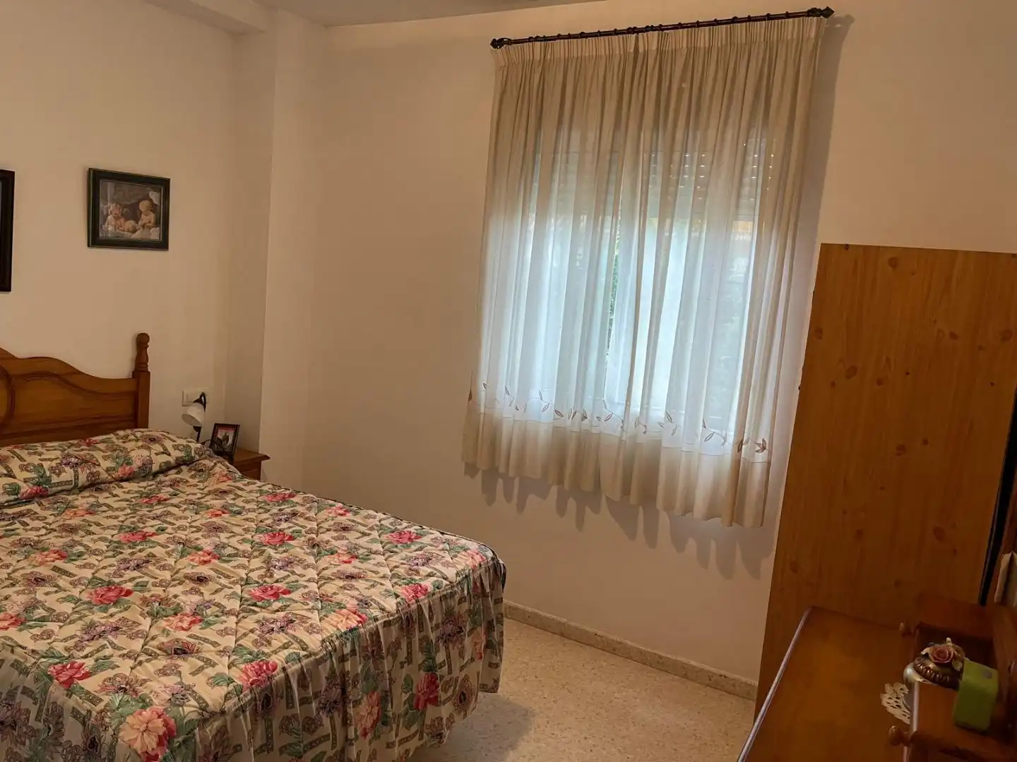 Dormitori de Pis en venda en Utrera amb Terrassa i Balcó