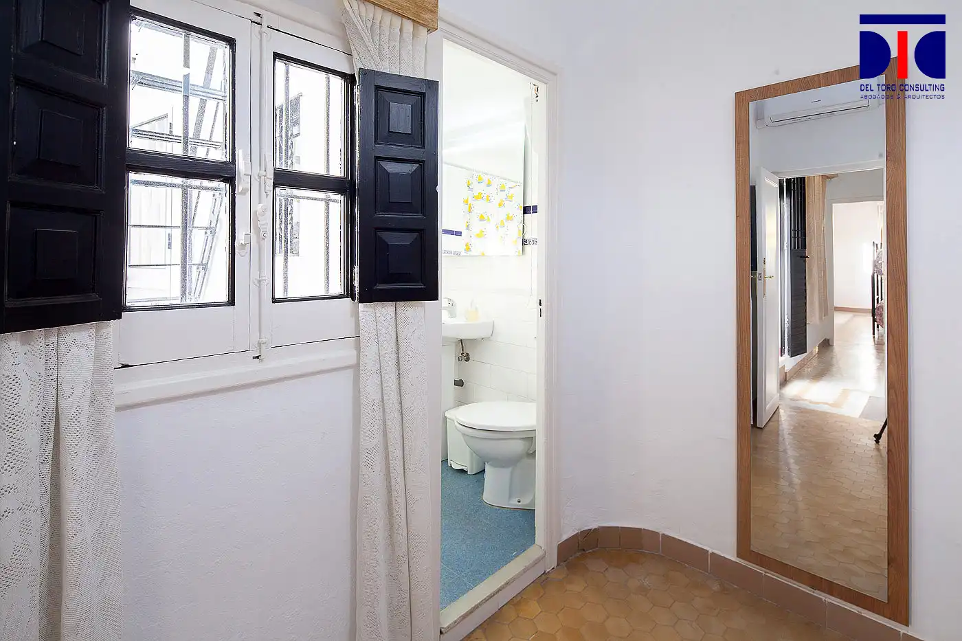 Bedroom of Detached homes for sale in Sevilla  with Air Conditioner, Heating and Furnished