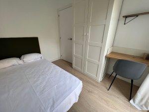 Bedroom of Flat to share in  Madrid Capital  with Furnished, Oven and Washing machine