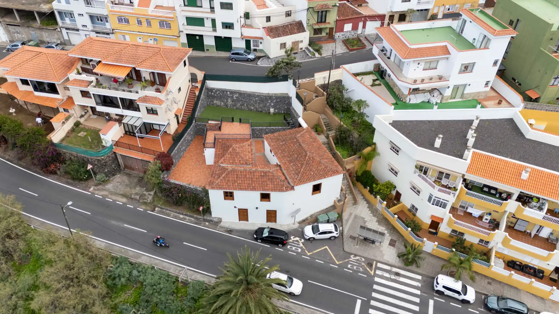 Vista exterior de Finca rústica en venda en Los Realejos amb Parquet, Terrassa i Balcó