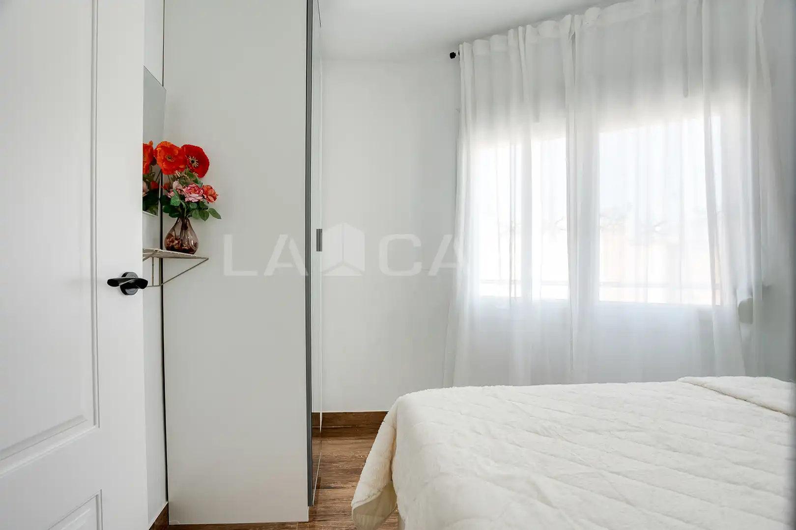 Habitación de Piso en venta en L'Hospitalet de Llobregat con Balcón