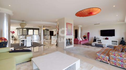 Photo 2 of Flat for sale in Puerto Banús, Málaga