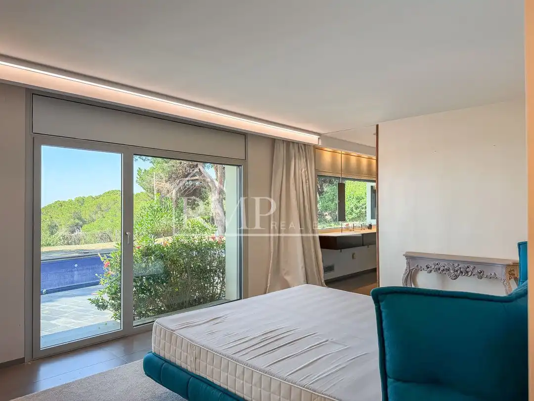 Habitación de Casa o chalet en venta en Arenys de Mar con Aire acondicionado, Calefacción y Jardín privado