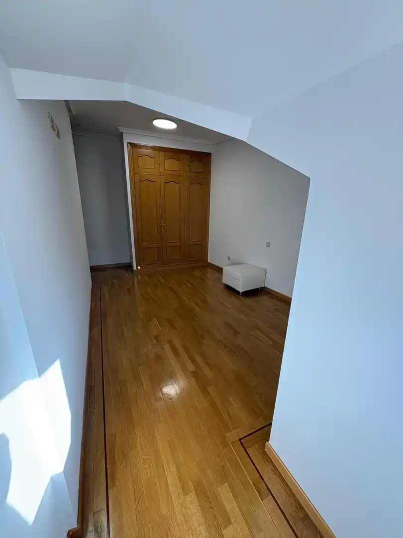 Schlafzimmer von Maisonette zum Verkauf in Fuenlabrada mit Parkett, Abstellraum und Möbliert
