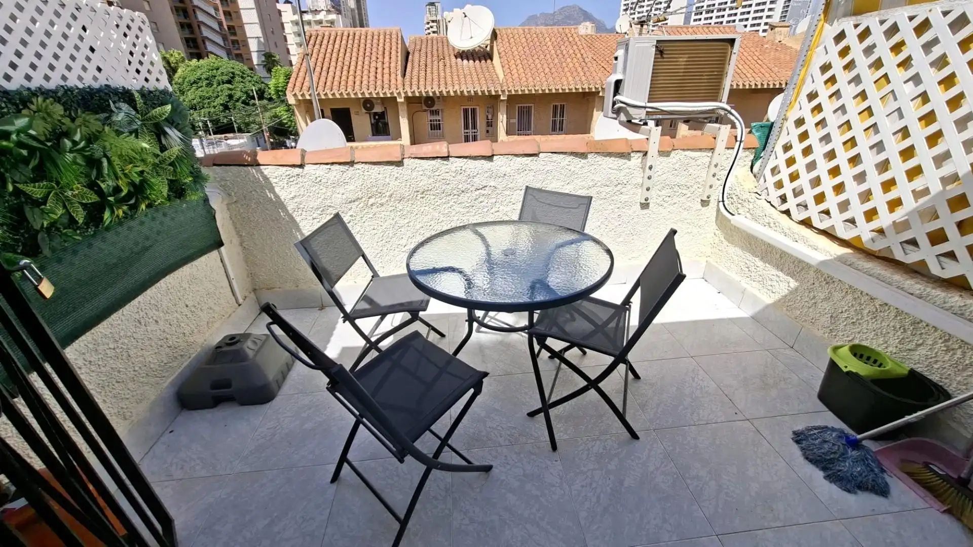 Apartamento con piscina en alquiler en Rincón de Loix, imagen 15