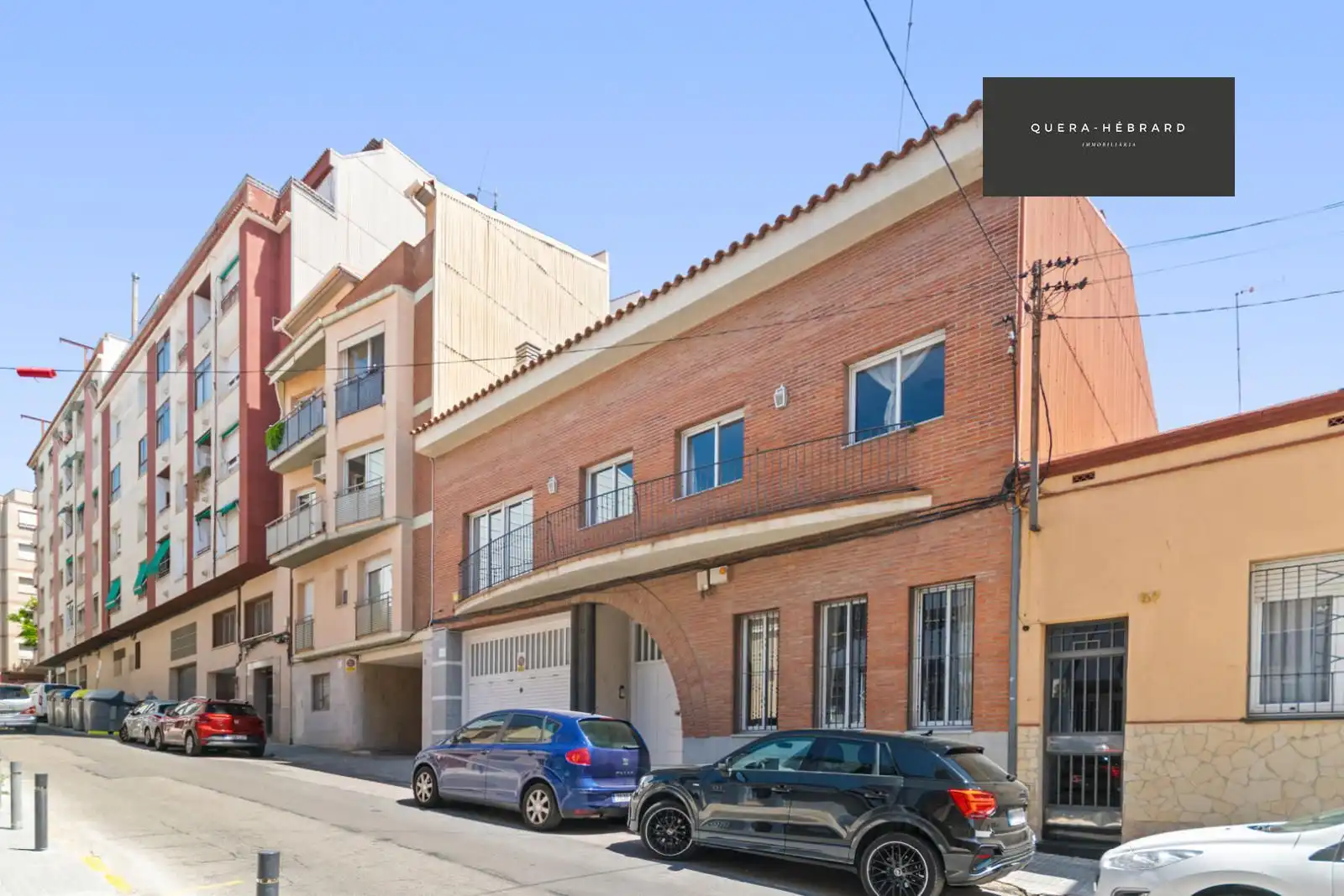 Außenansicht von Haus oder Chalet zum Verkauf in Terrassa mit Klimaanlage, Heizung und Terrasse