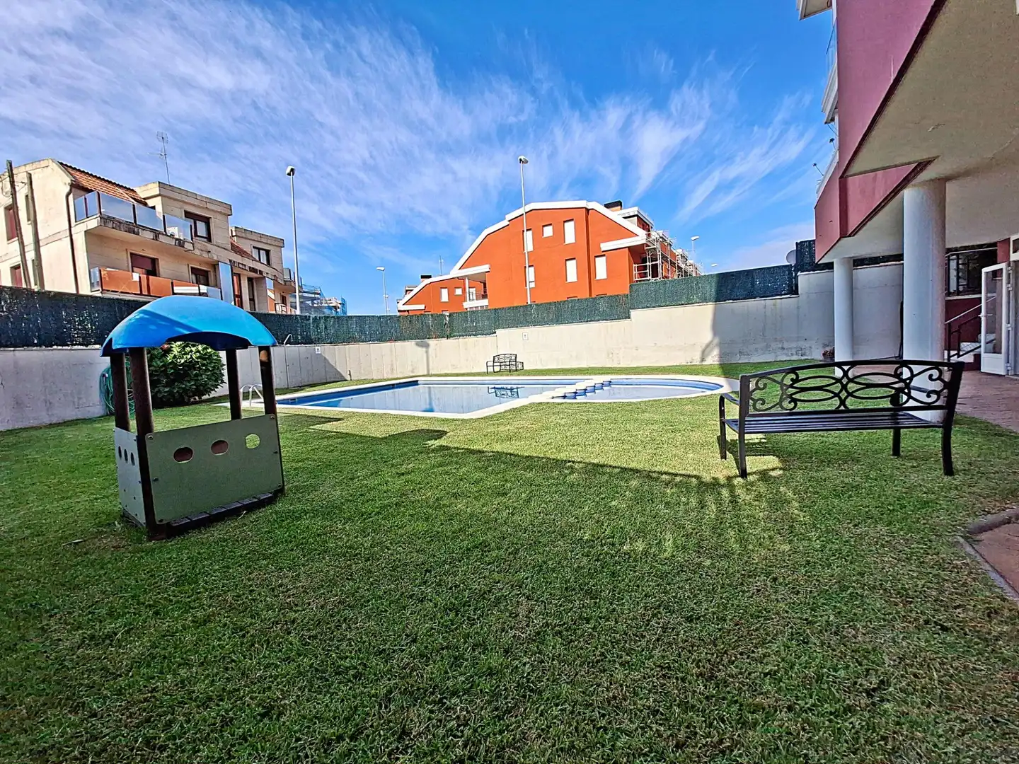 Swimming pool of Flat for sale in Vilagarcía de Arousa  with Heating, Private garden and Terrace