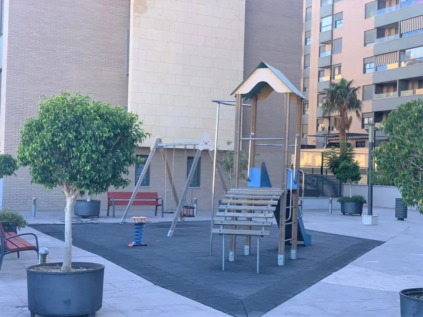 Parkplatz von Wohnung zum Verkauf in Almería mit Terrasse und Schwimmbad