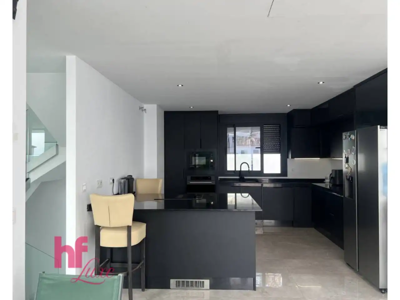 Detached house with pool for sale in Calle Londres, imagen 16