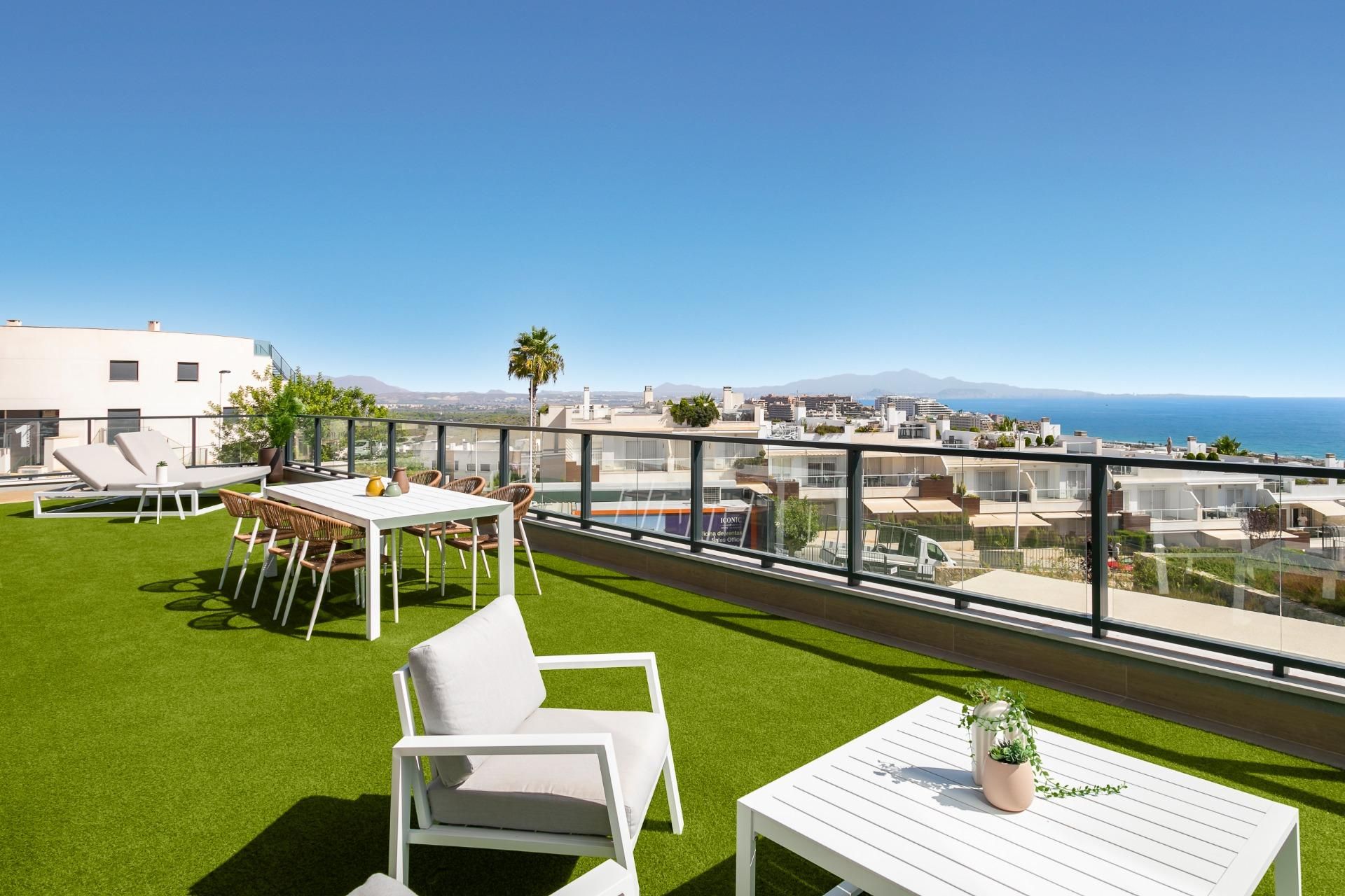 Terrassa de Planta baixa en venda en Santa Pola amb Aire condicionat, Calefacció i Jardí privat