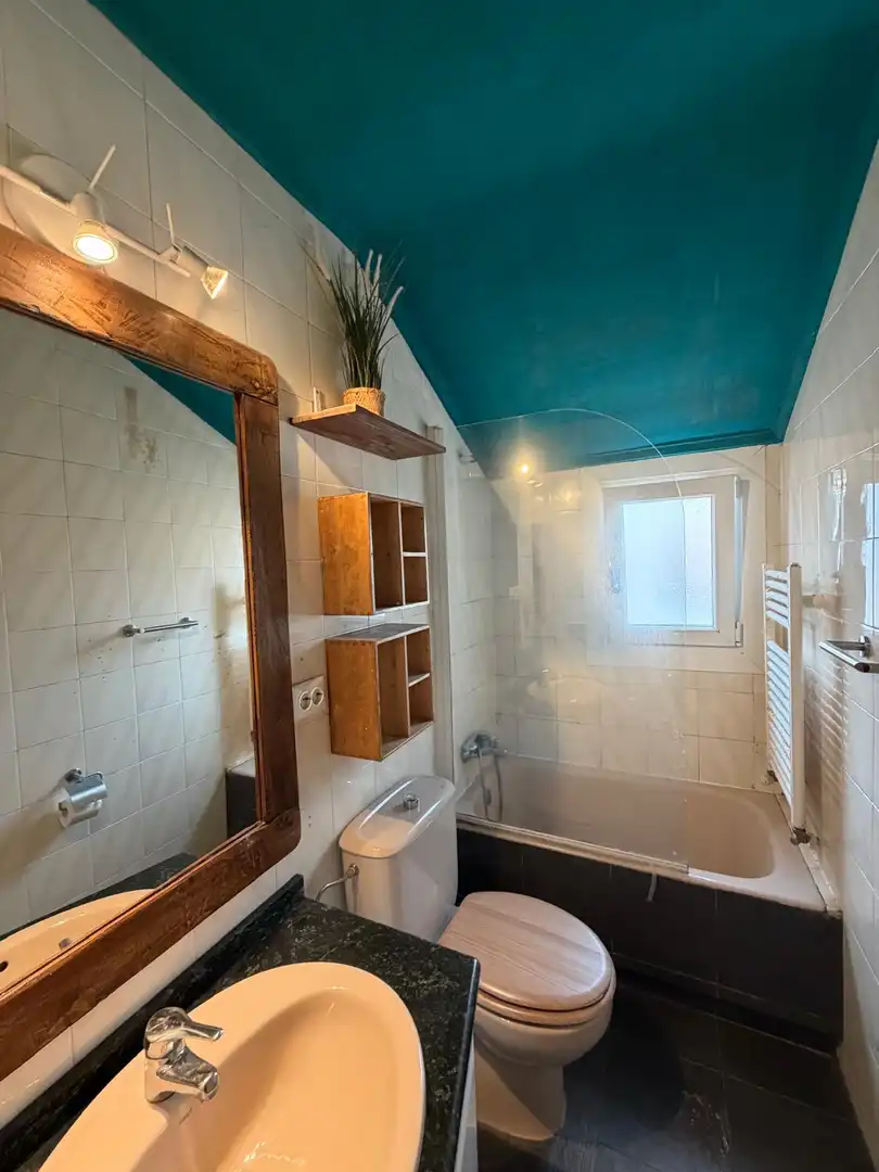 Bathroom of Flat for sale in Bilbao   with Terrace