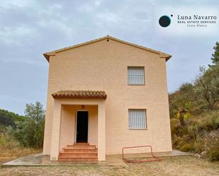 Vista exterior de Casa o xalet en venda en Confrides amb Terrassa