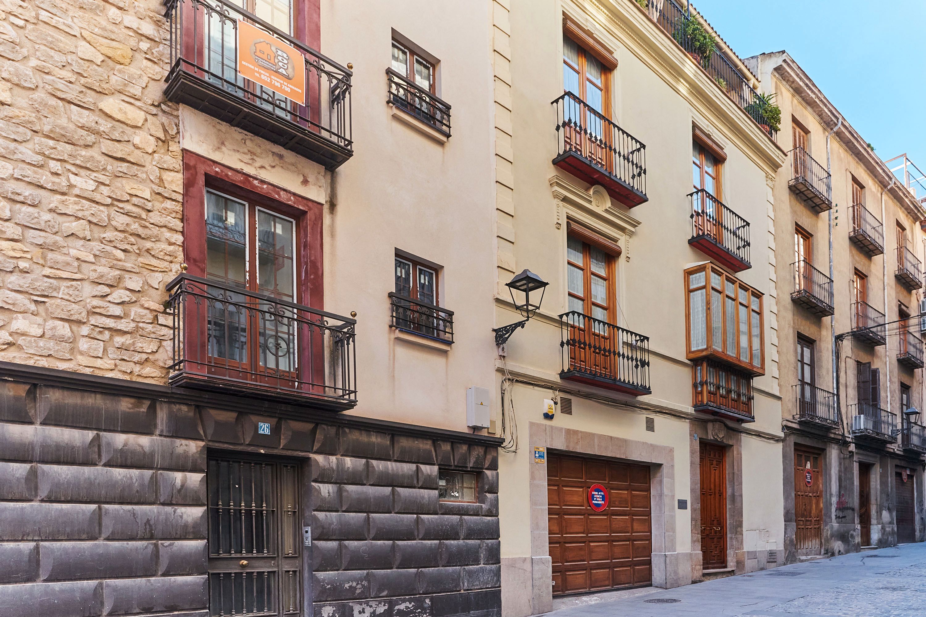 Exterior view of House or chalet for sale in  Jaén Capital  with Air Conditioner, Terrace and Storage room