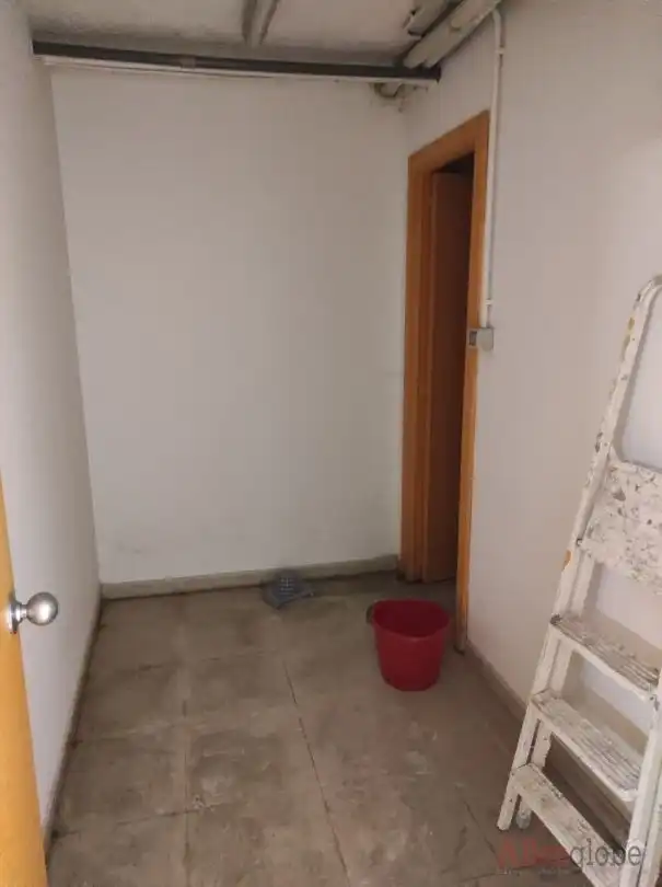 Local de alquiler en Oviedo  con Aire acondicionado