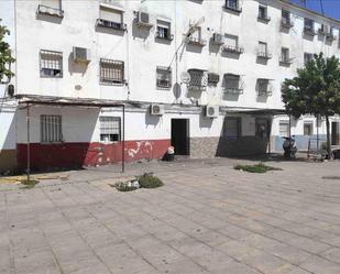 Exterior view of Flat for sale in  Sevilla Capital