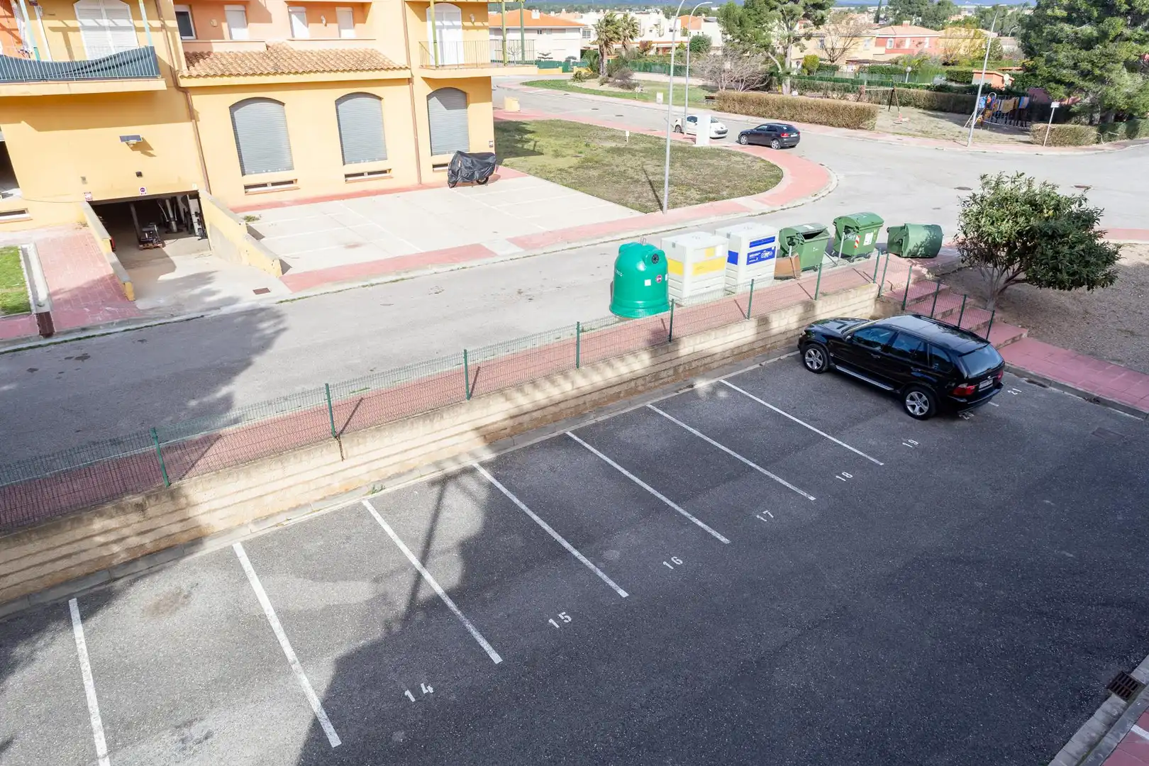 Parking of Flat for sale in Mont-roig del Camp  with Air Conditioner, Private garden and Terrace