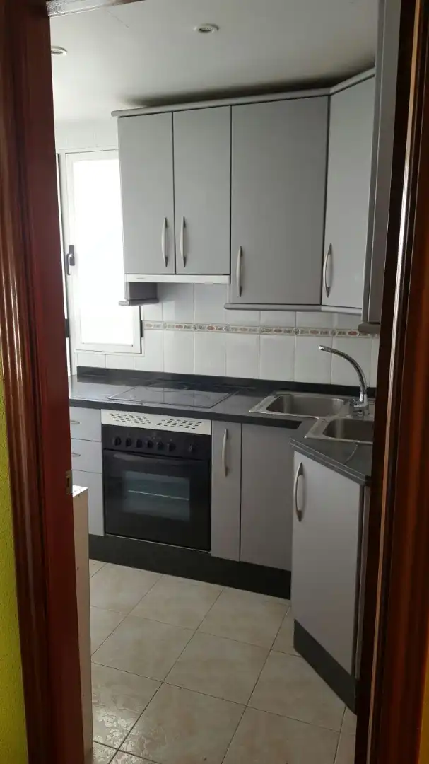 Küche von Dachboden zum Verkauf in La Zubia mit Terrasse, Möbliert und Waschmaschine