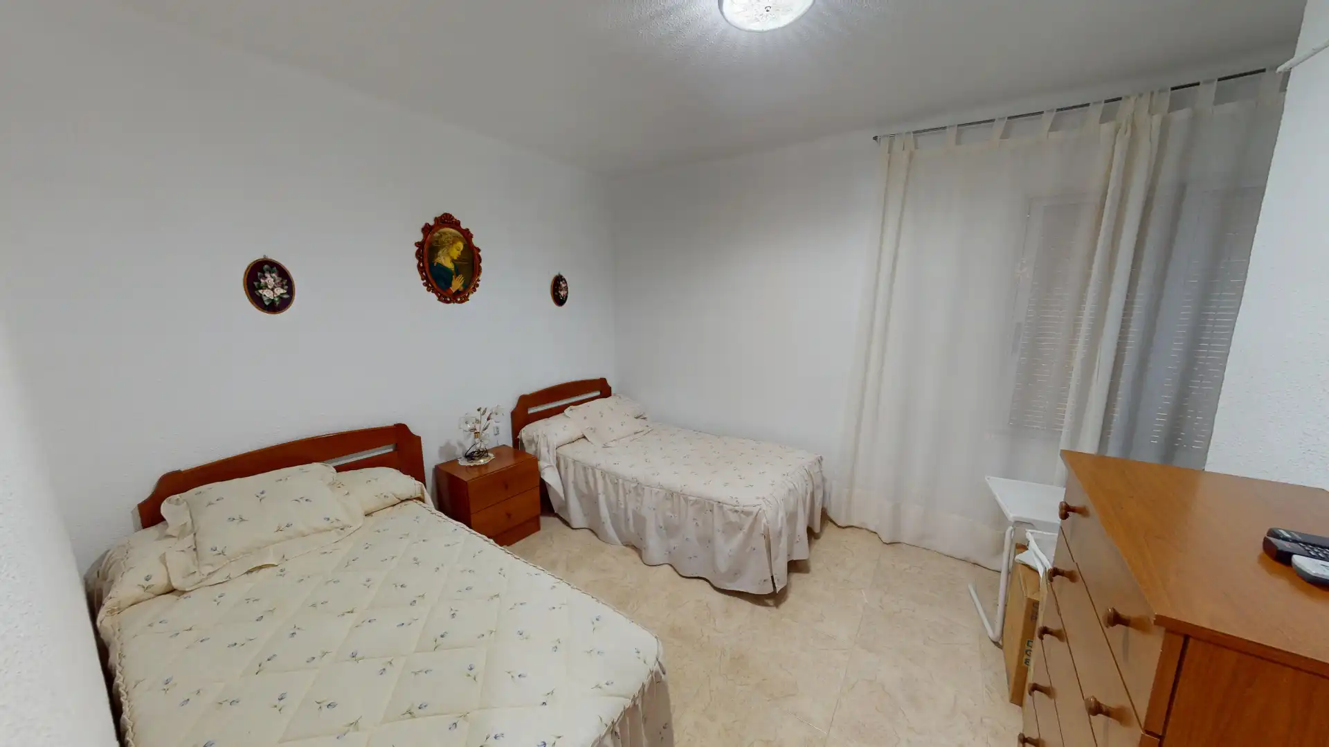 Habitación de Piso en venta en Alicante / Alacant con Aire acondicionado y Amueblado