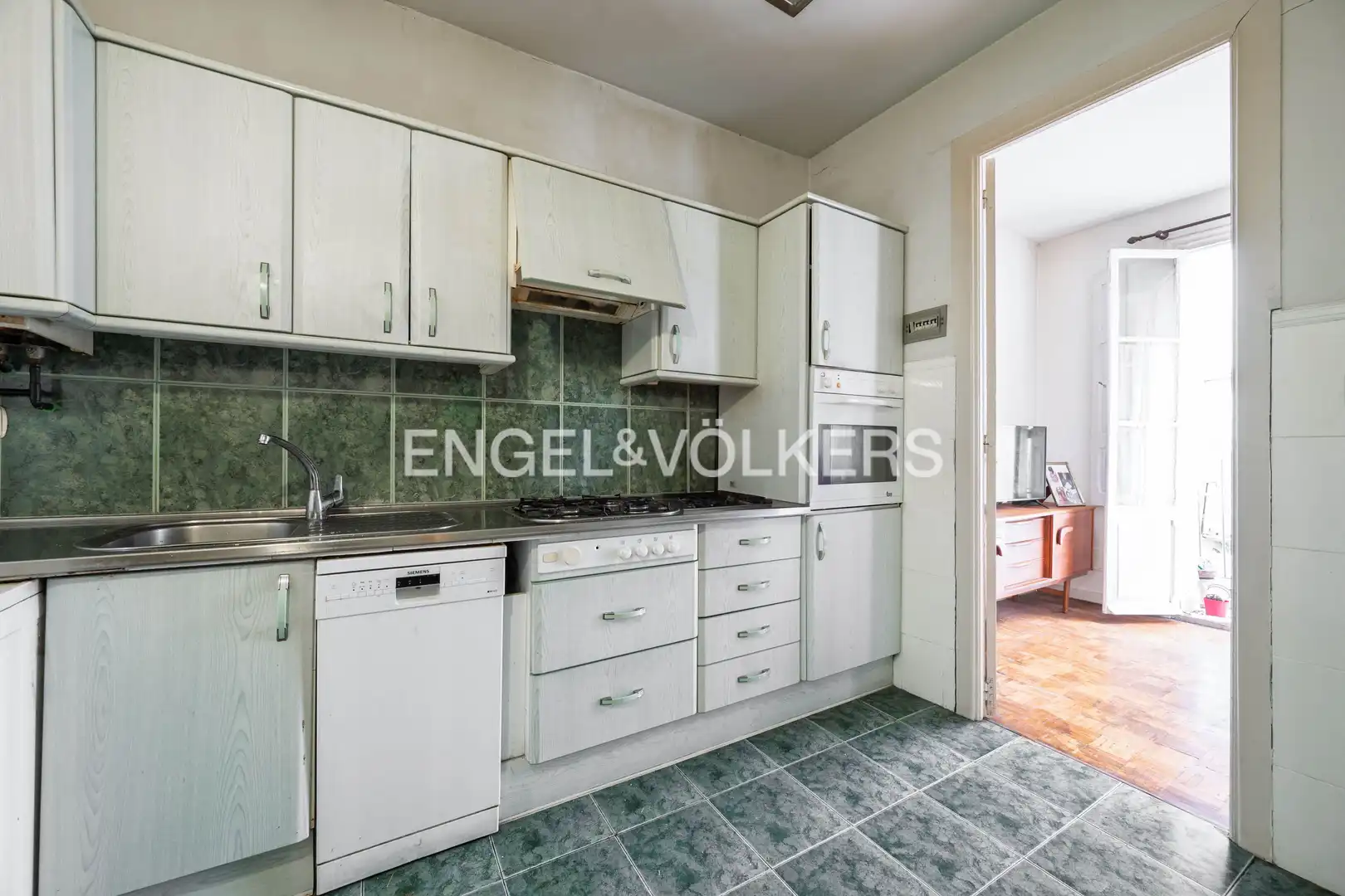 Cocina de Piso en venta en Donostia - San Sebastián  con Calefacción y Balcón