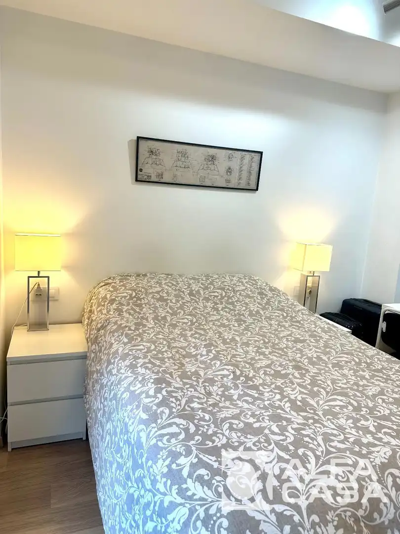 Bedroom of Flat for sale in Girona  with Air Conditioner, Heating and Terrace