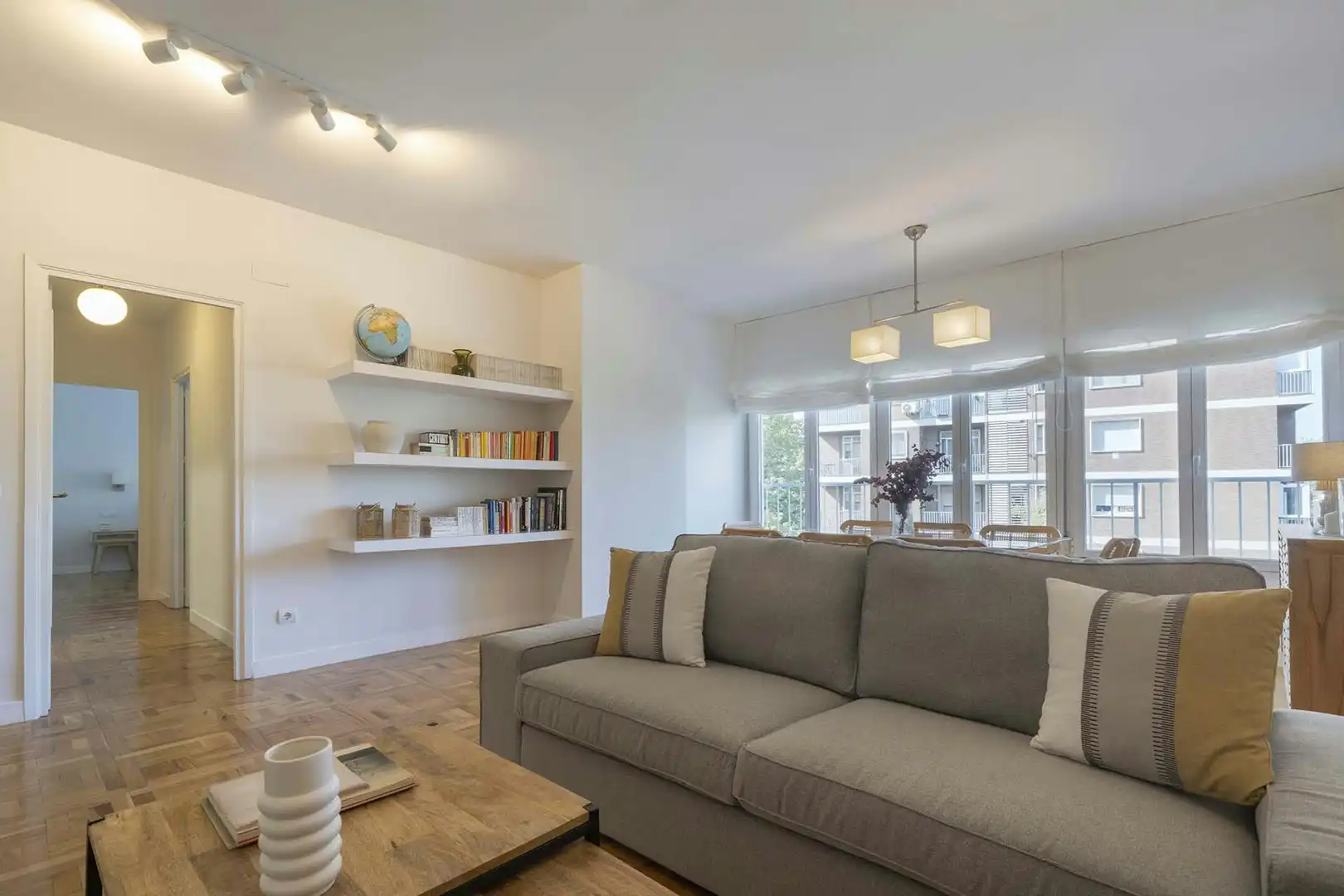 Living room of Flat for rent in Madrid