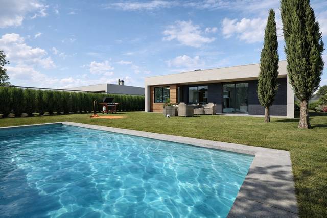 Casa-chalet en Venta en Grijota