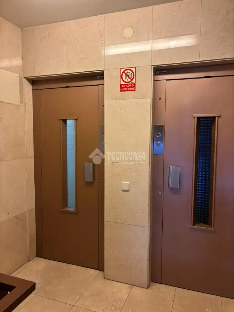Garage for sale in Madrid
