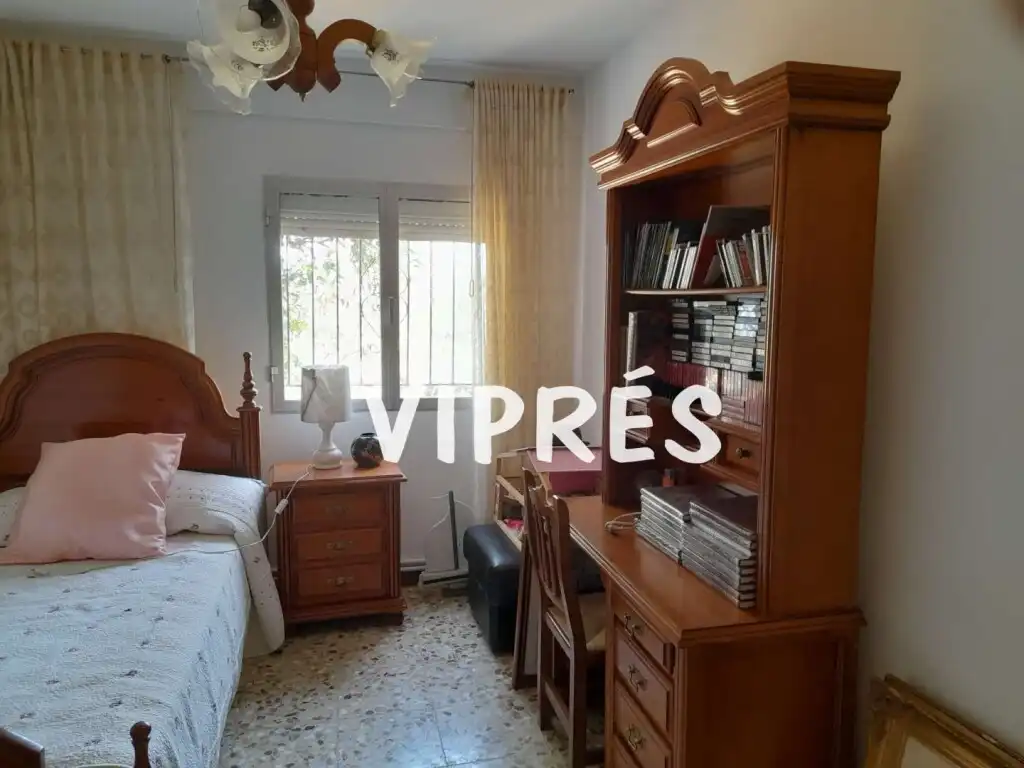 Habitación de Casa o chalet en venta en Guadalupe con Amueblado