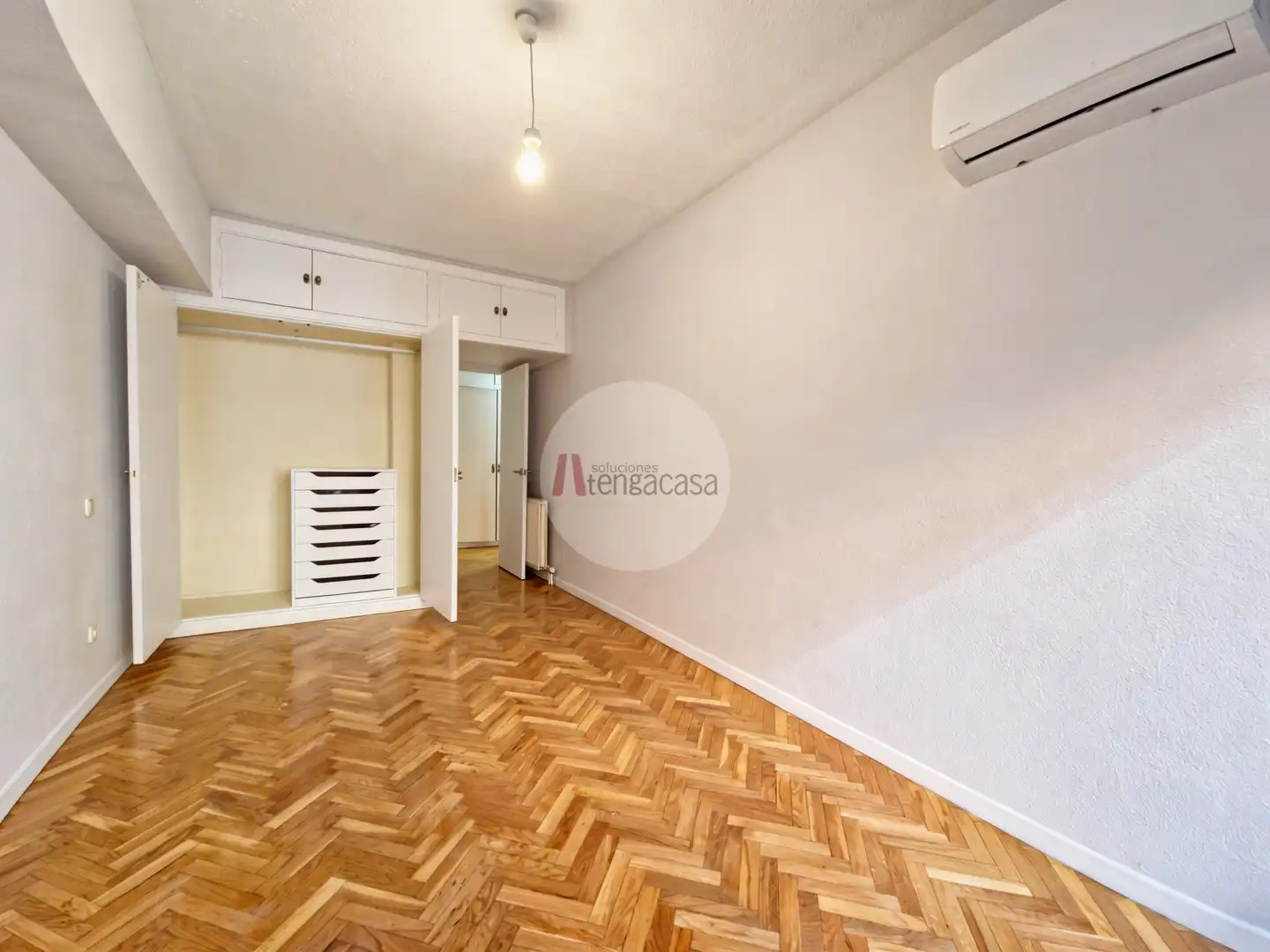 Habitación de Piso en venta en Madrid con Aire acondicionado, Calefacción y Parquet