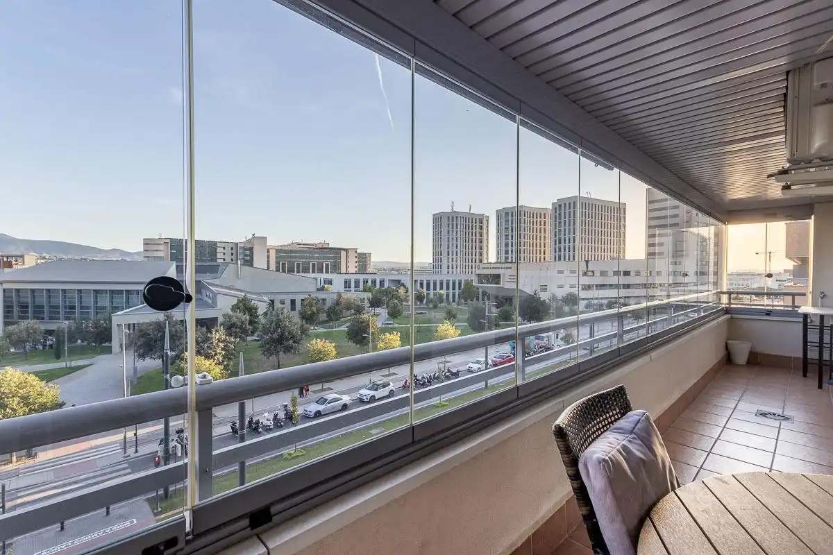 Terrasse von Wohnung zur Miete in Zaidín