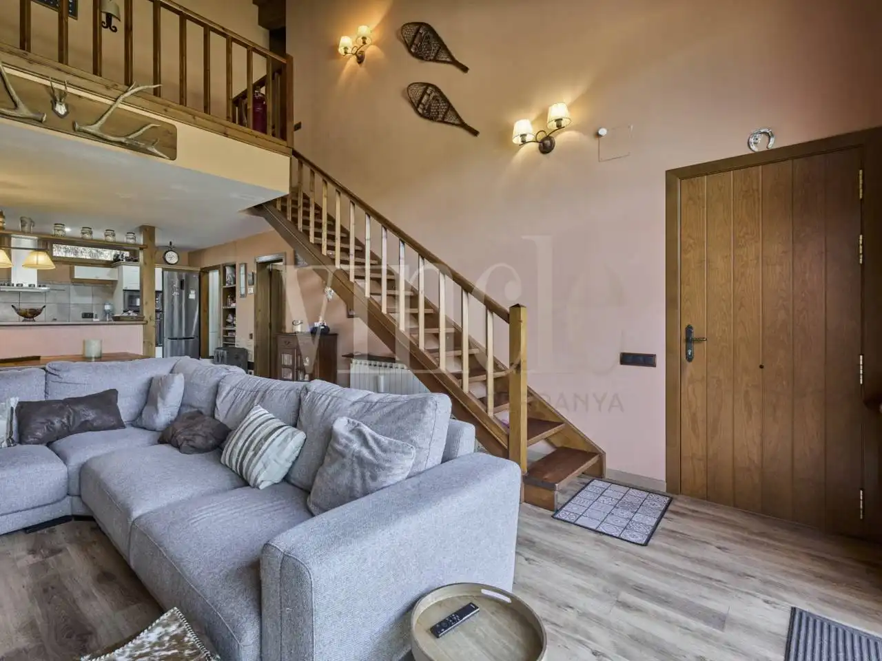 Sala de estar de Casa adosada en venta en Montellà i Martinet con Calefacción, Parquet y Terraza