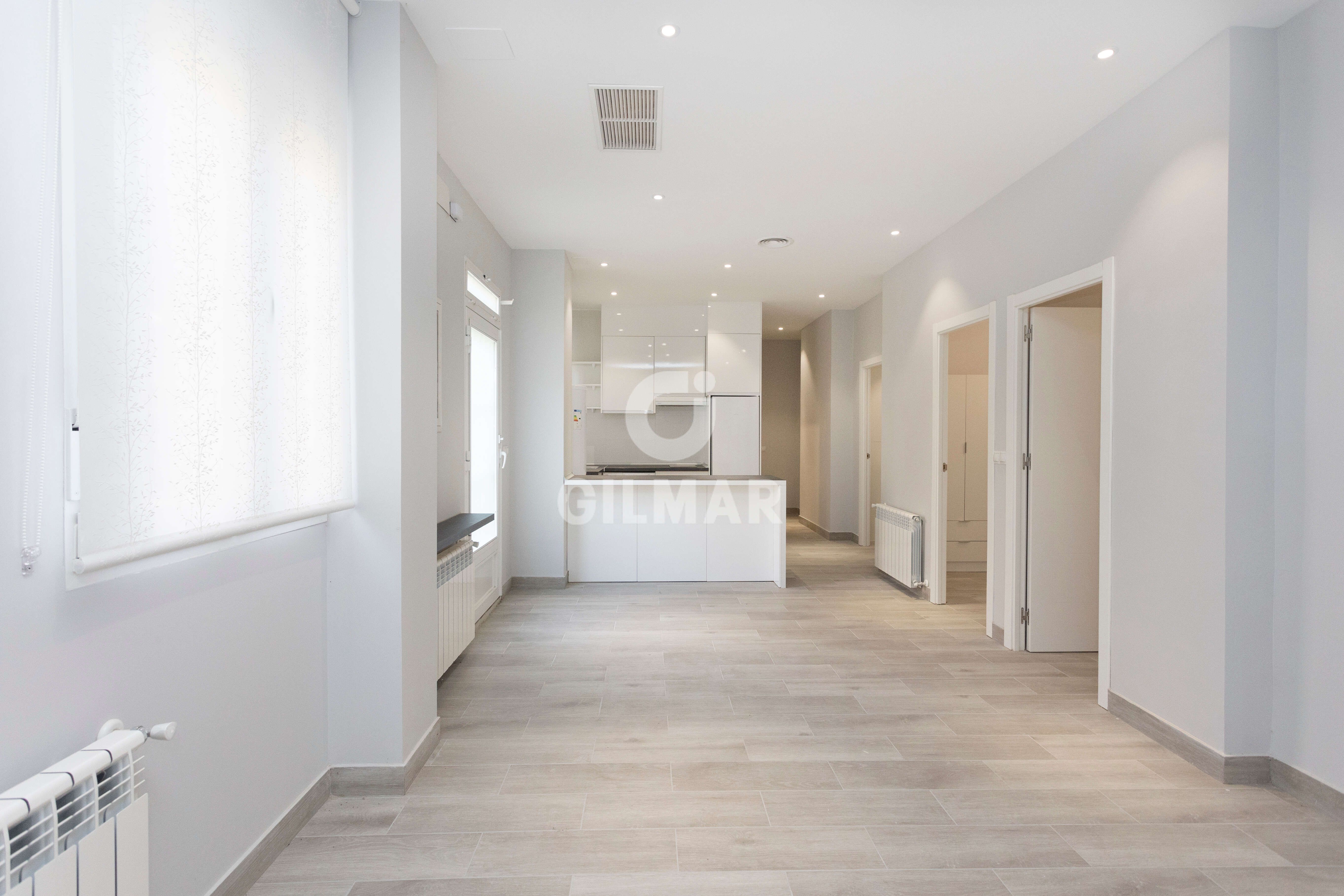 Flat for sale in  Madrid Capital  with Air Conditioner, Heating and Furnished