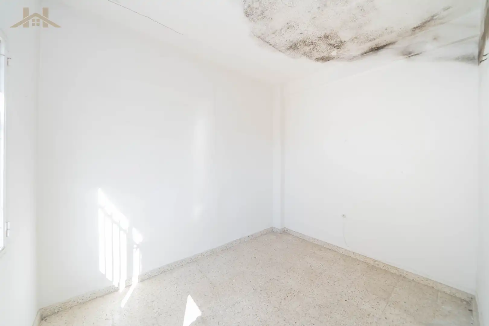 Dormitori de Casa o xalet en venda en Manzanares El Real amb Traster, Moblat i Balcó