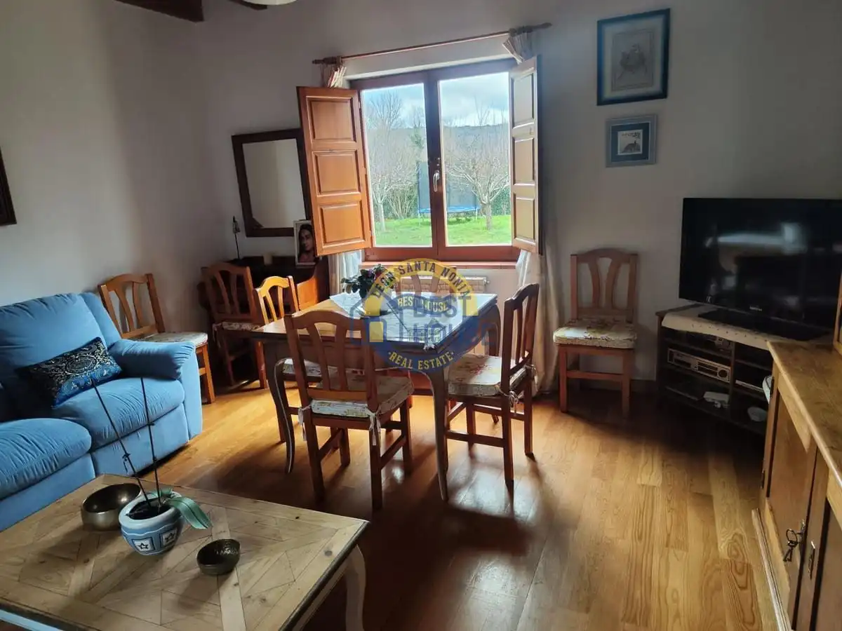 Comedor de Casa o chalet en venta en Villaquilambre con Calefacción, Jardín privado y Parquet