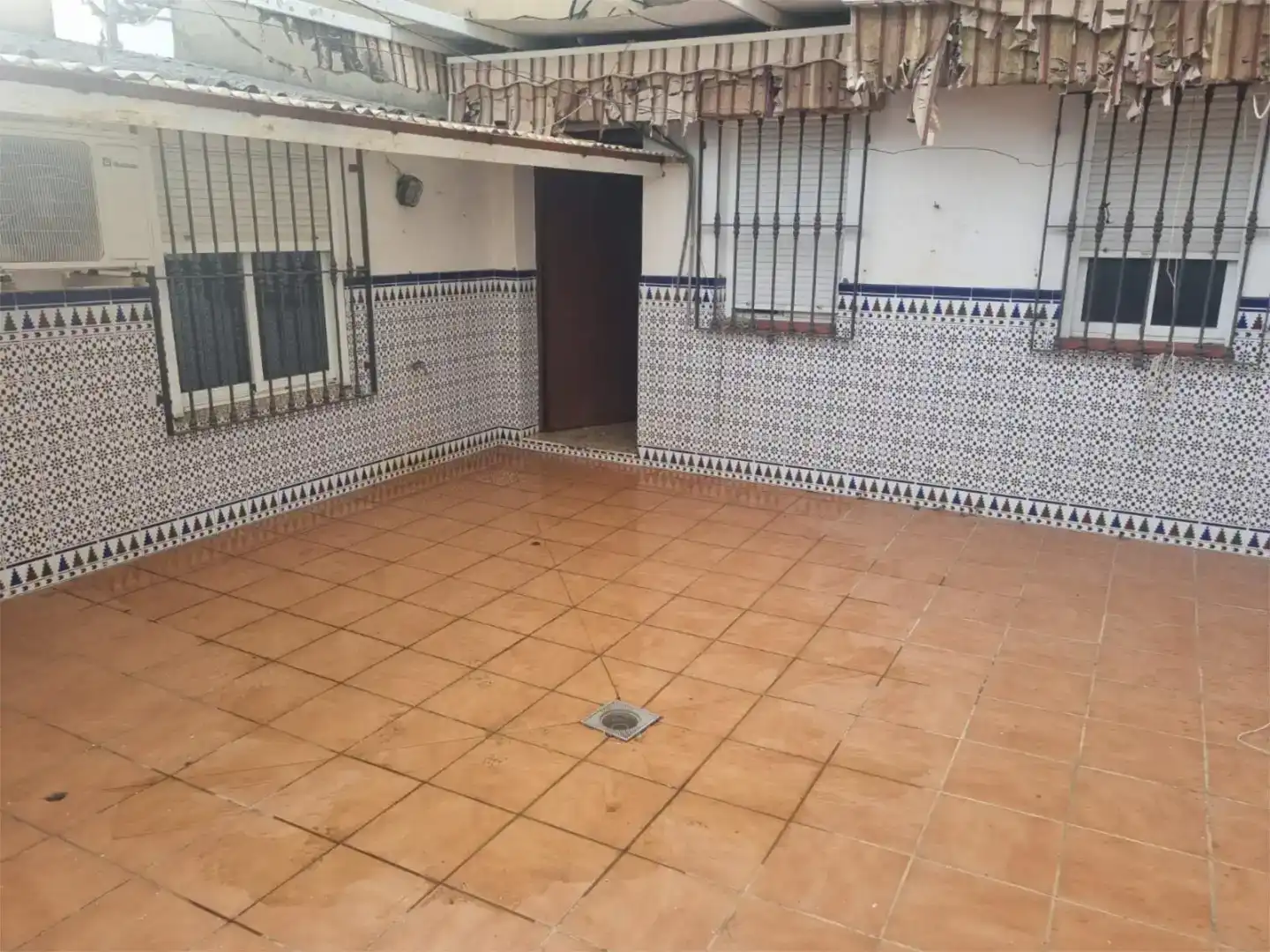 Vista exterior de Casa adosada en venda en Berrocal amb Aire condicionat