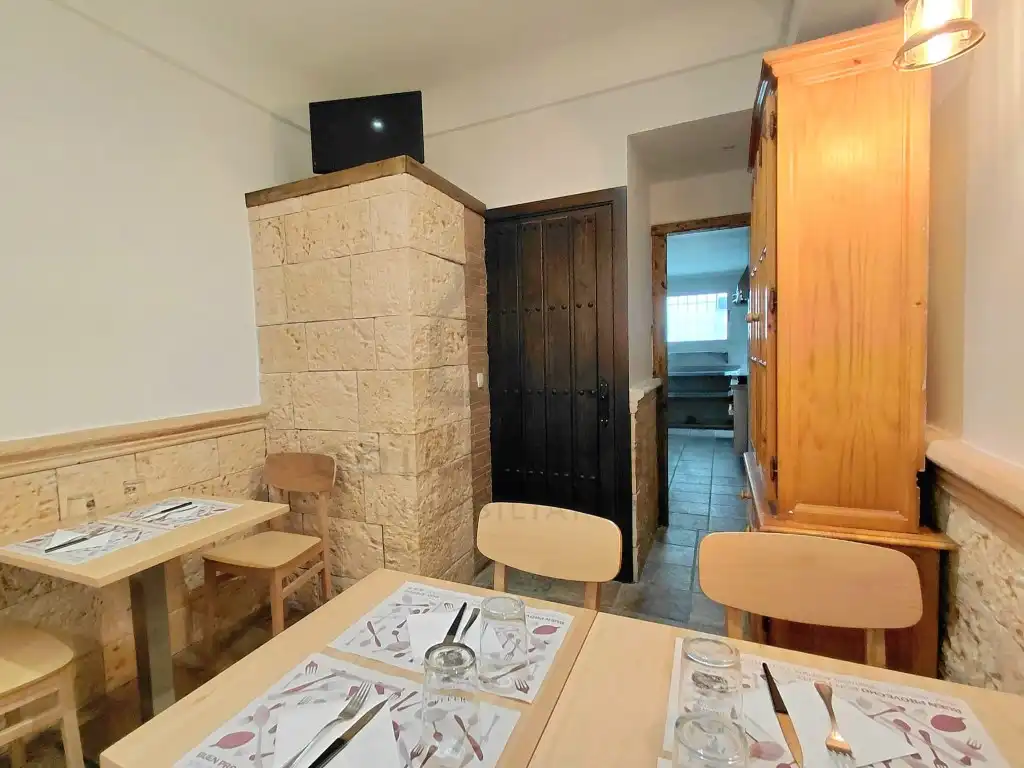 Business premises to rent in Calle Javier Esteban Indart, imagen 2