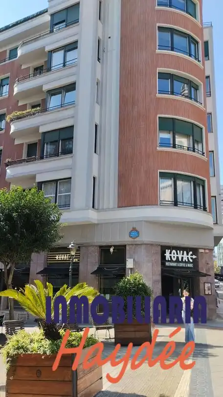 Piso con terraza en venta en Abando - Albia, imagen 2