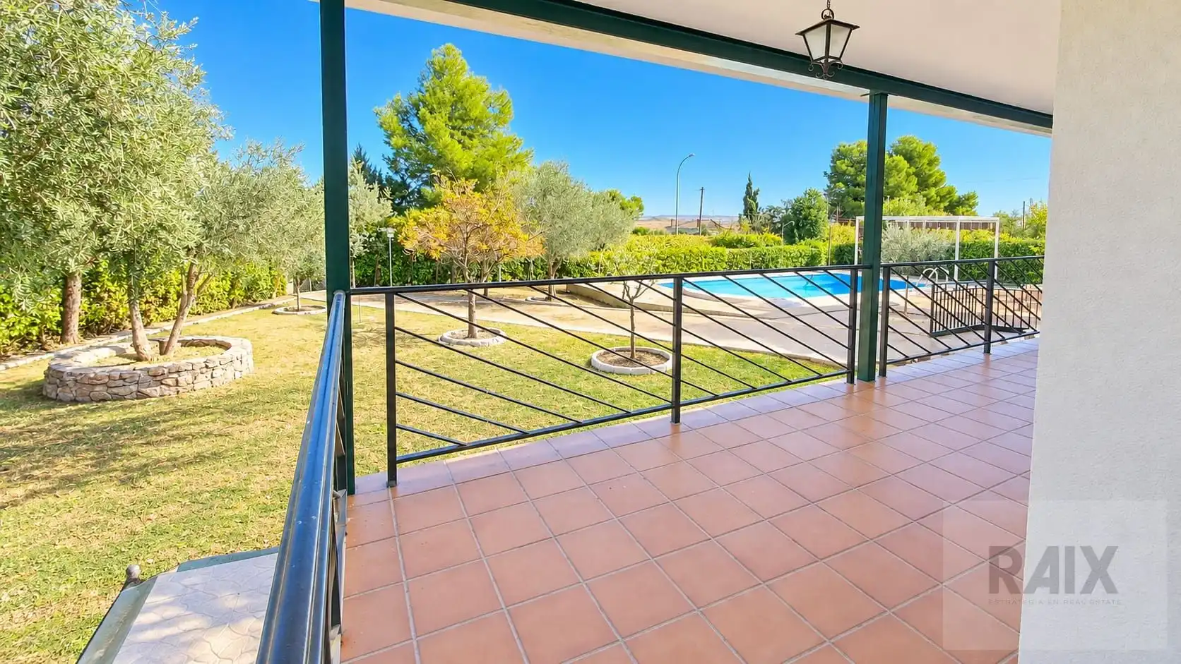 Terrace of Houses for sale in Colmenar de Oreja, Madrid