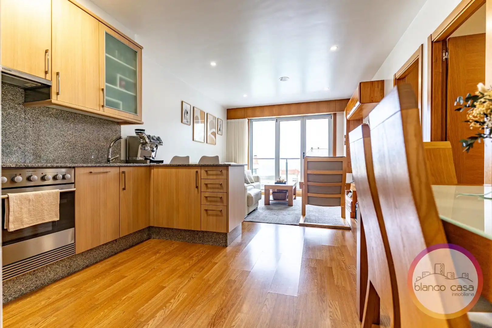 Cocina de Piso de alquiler en Malpica de Bergantiños con Calefacción, Terraza y Trastero