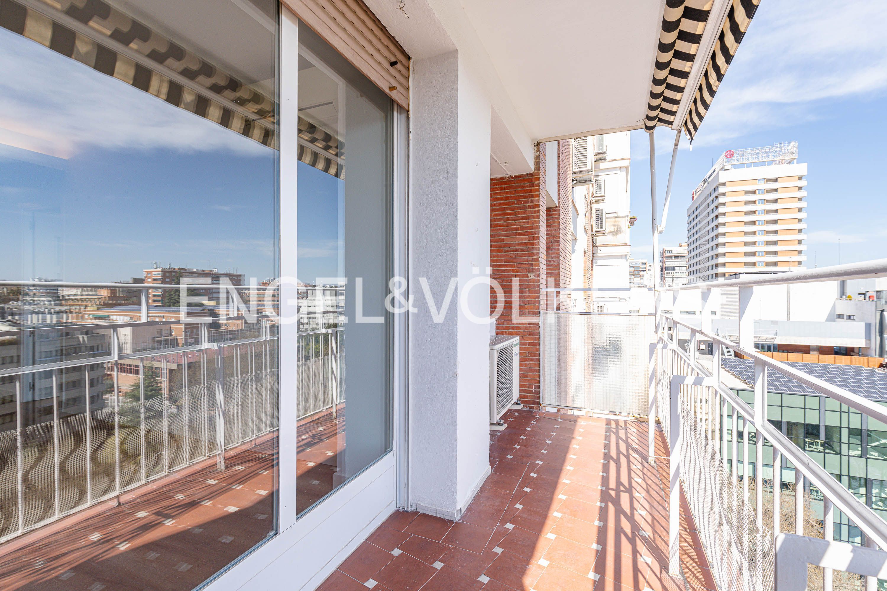 Terraza de Piso de alquiler en  Madrid Capital con Aire acondicionado, Calefacción y Terraza