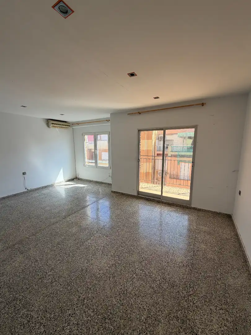 Flat with terrace for sale in Carrer de Sant Joan Bosco 45, imagen 5