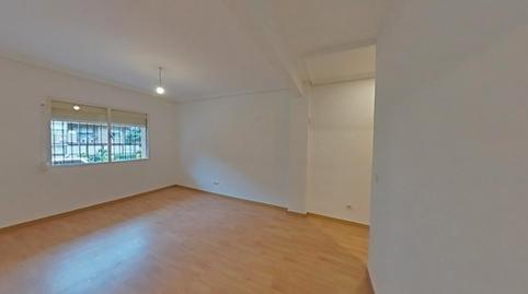 Foto 2 de Piso en venta en Calle San Clemente, Puerta Bonita,  Madrid Capital