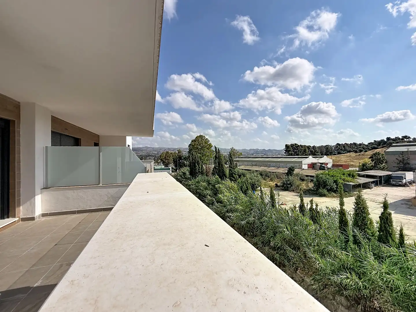 Terraza de Piso de alquiler en Cártama con Aire acondicionado, Terraza y Piscina comunitaria
