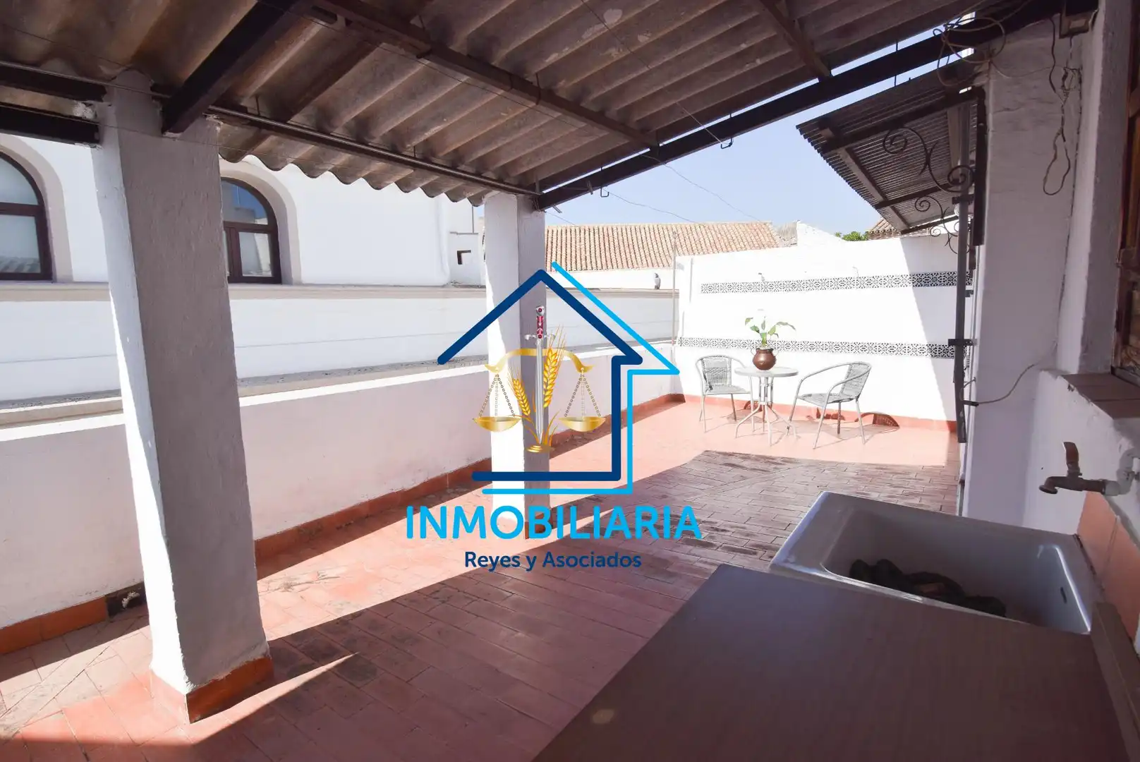 Terrassa de Casa o xalet en venda en Córdoba amb Aire condicionat