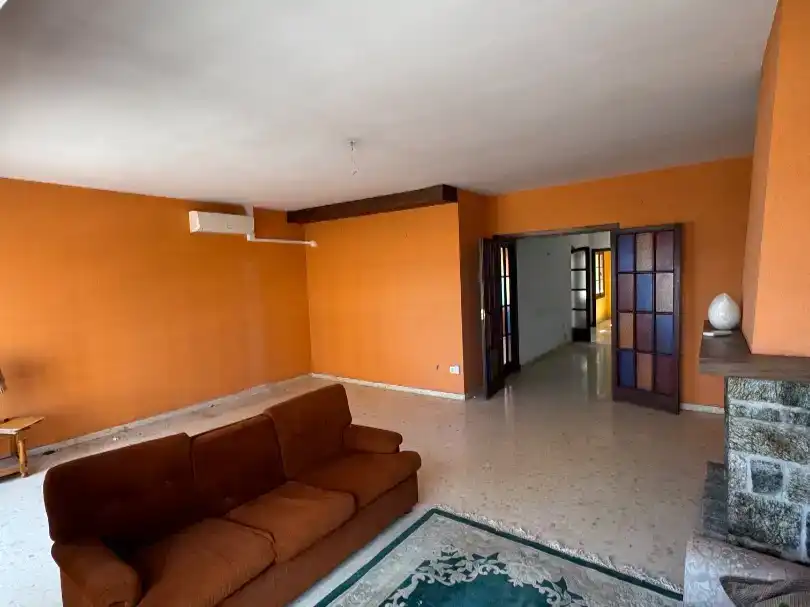 Sala d'estar de Casa o xalet en venda en Fuengirola amb Aire condicionat i Balcó