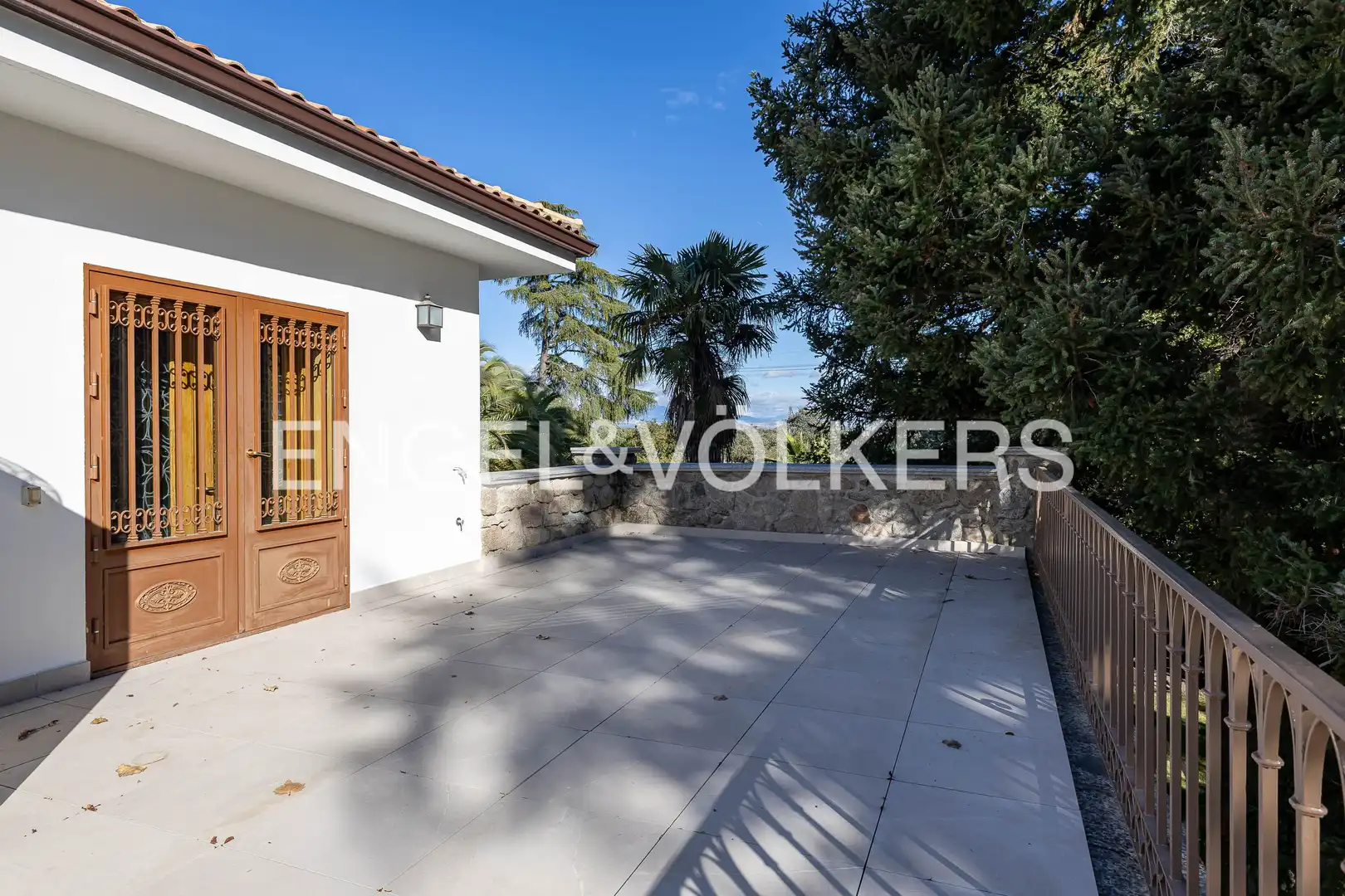 Terrassa de Casa o xalet de lloguer en Madrid amb Aire condicionat, Calefacció i Jardí privat