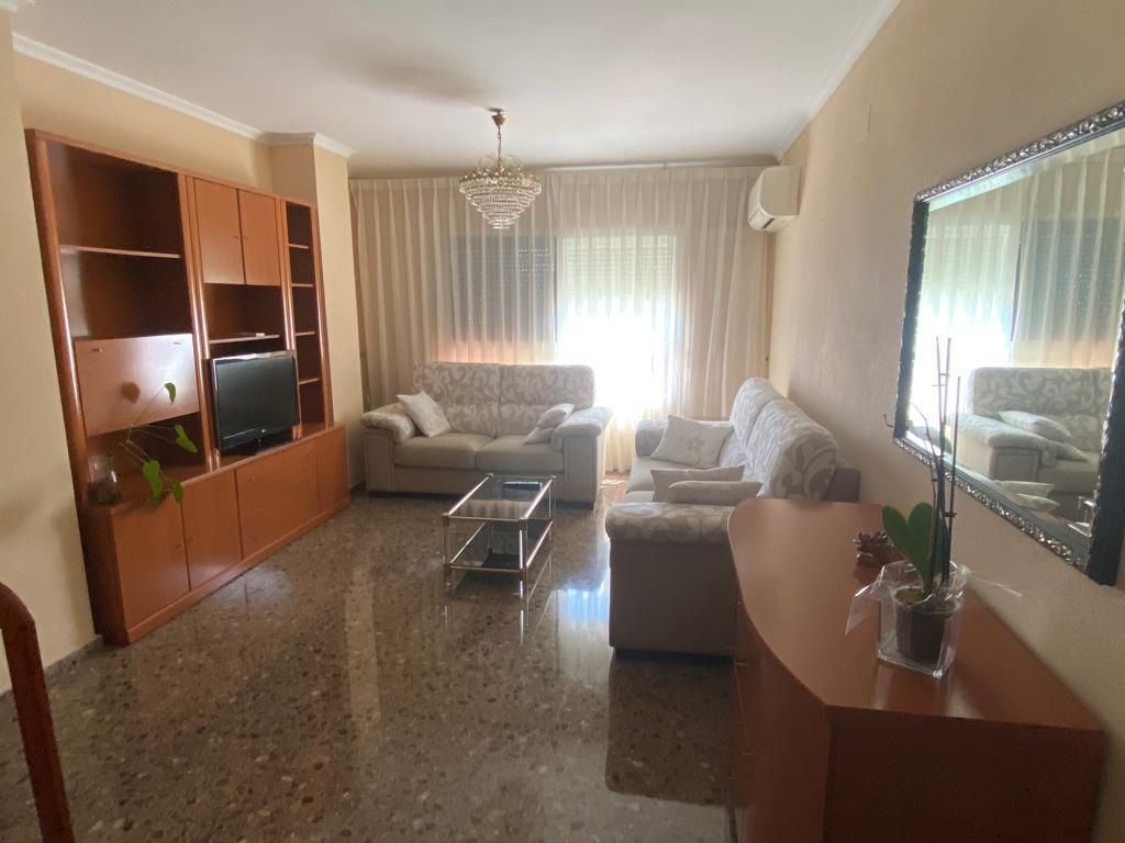 Living room of Flat to rent in  Valencia Capital  with Air Conditioner, Heating and Furnished