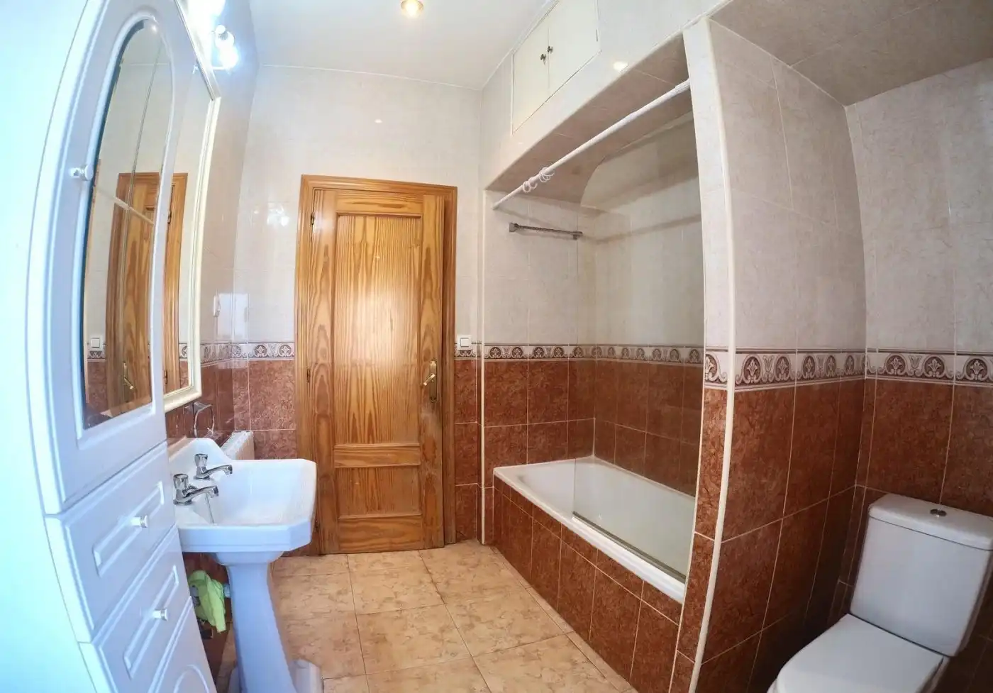 Badezimmer von Wohnung zur Miete in Plasencia mit Heizung, Terrasse und Möbliert