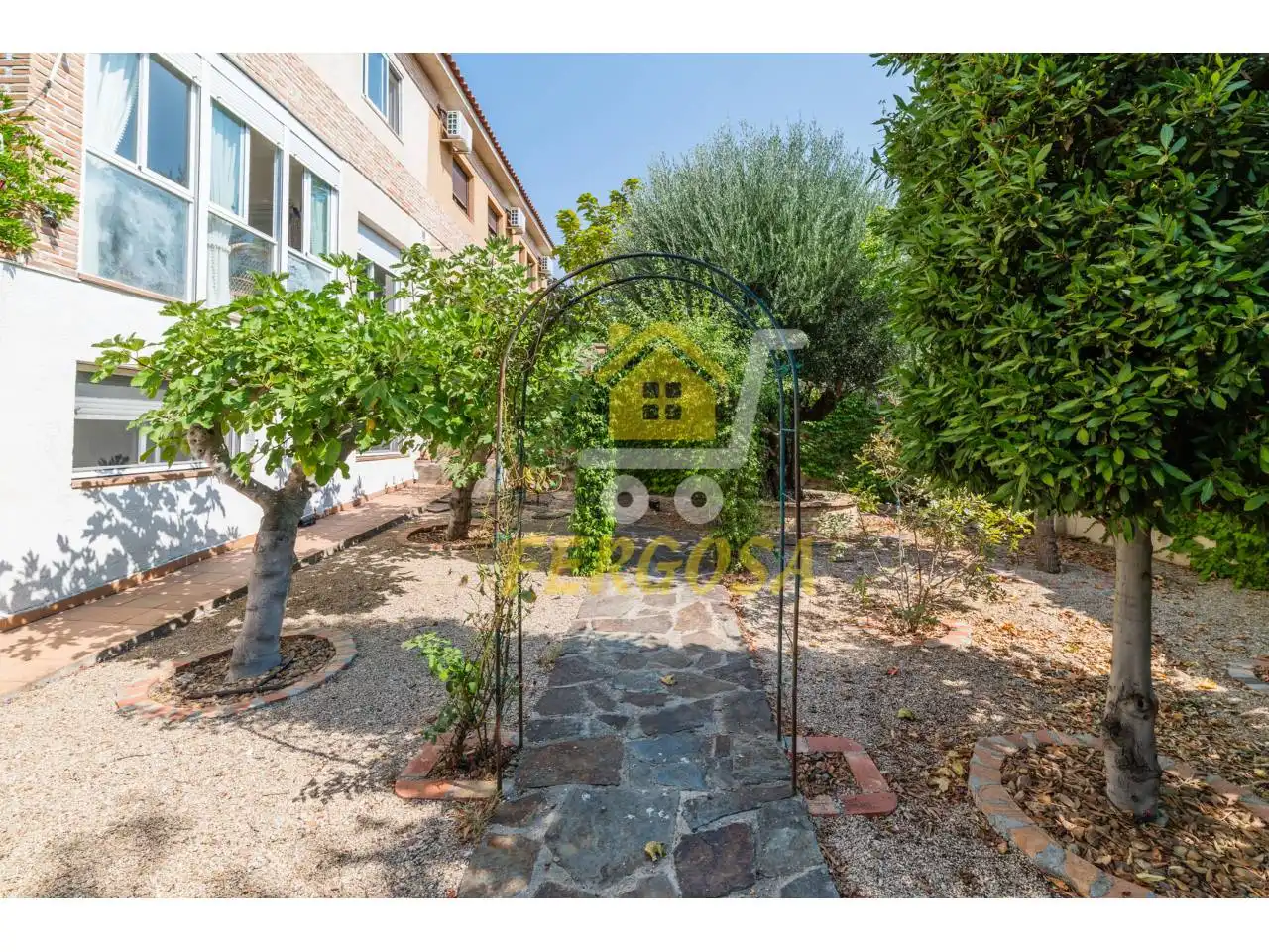 Jardí de Casa o xalet en venda en Cobisa amb Calefacció, Jardí privat i Terrassa