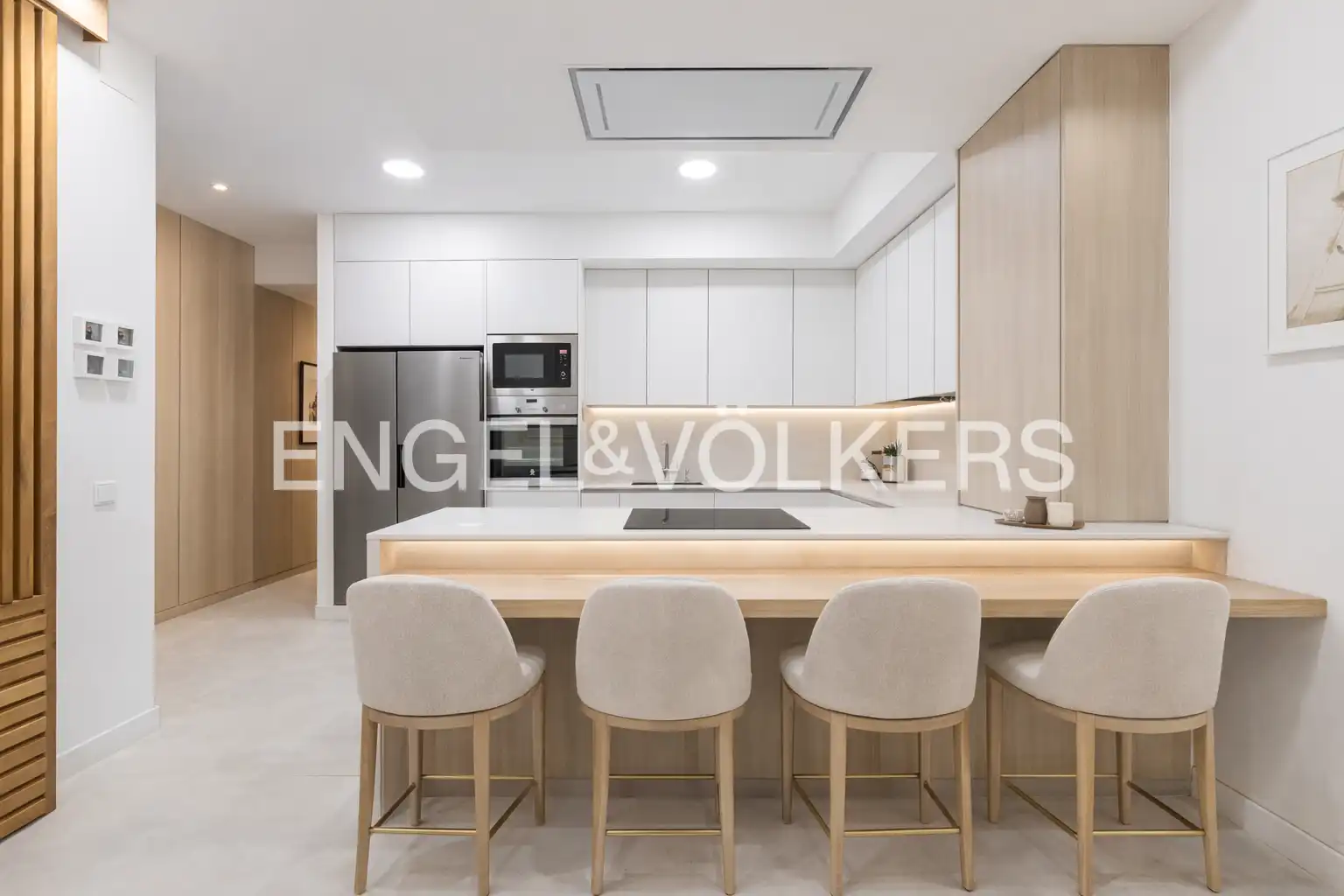 Küche von Wohnung zum Verkauf in Madrid mit Klimaanlage, Heizung und Balkon